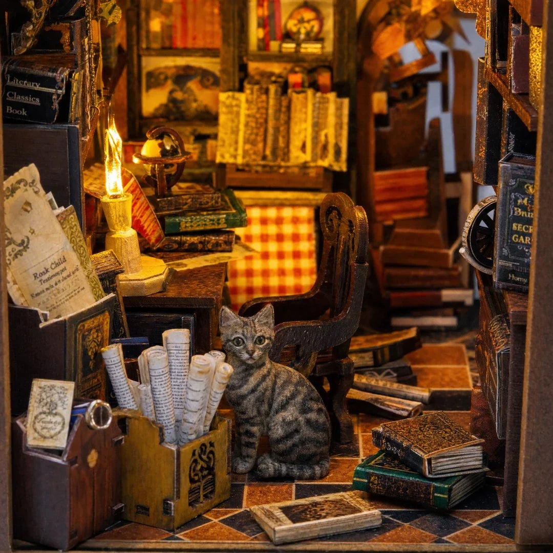 Book nook — Le Cabinet du Sorcier