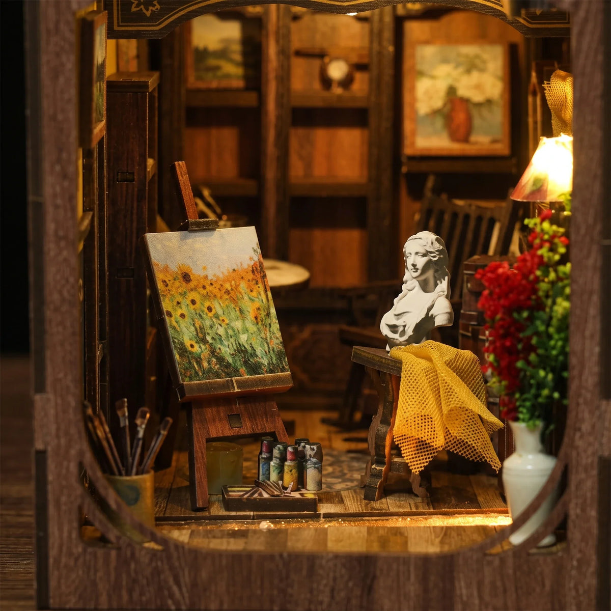 Book nook — L'Atelier du Peintre (250)