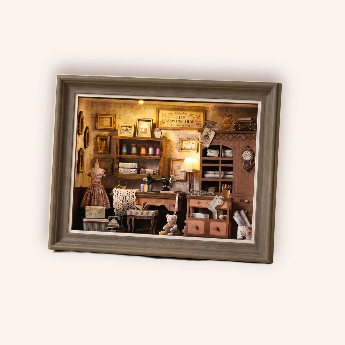 Book nook — L'Atelier de la Couturière