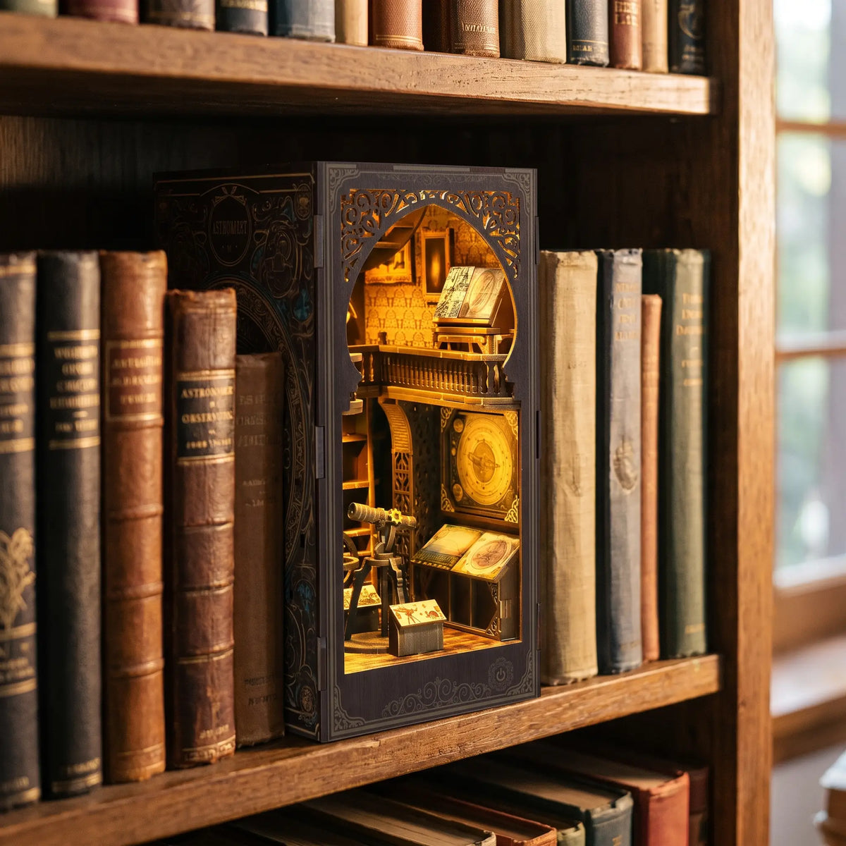 Book nook — L'Observatoire des Étoiles