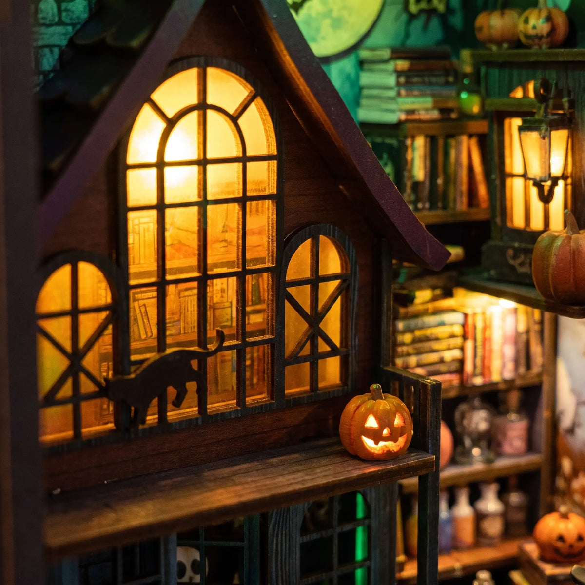 Book nook — Le Manoir Hanté