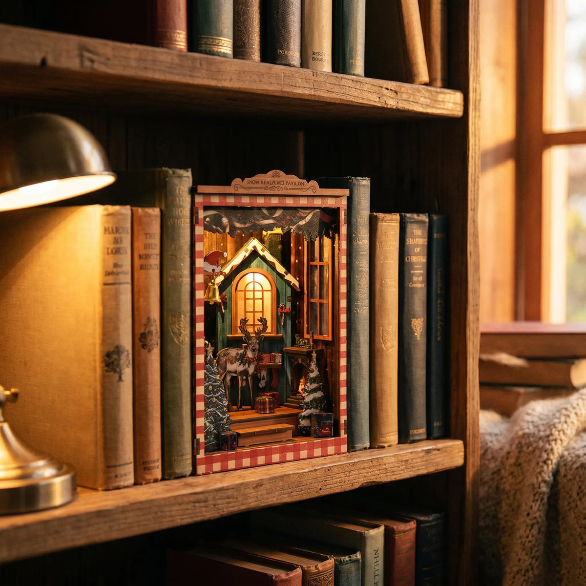 Book nook — Le Chalet sous la Neige