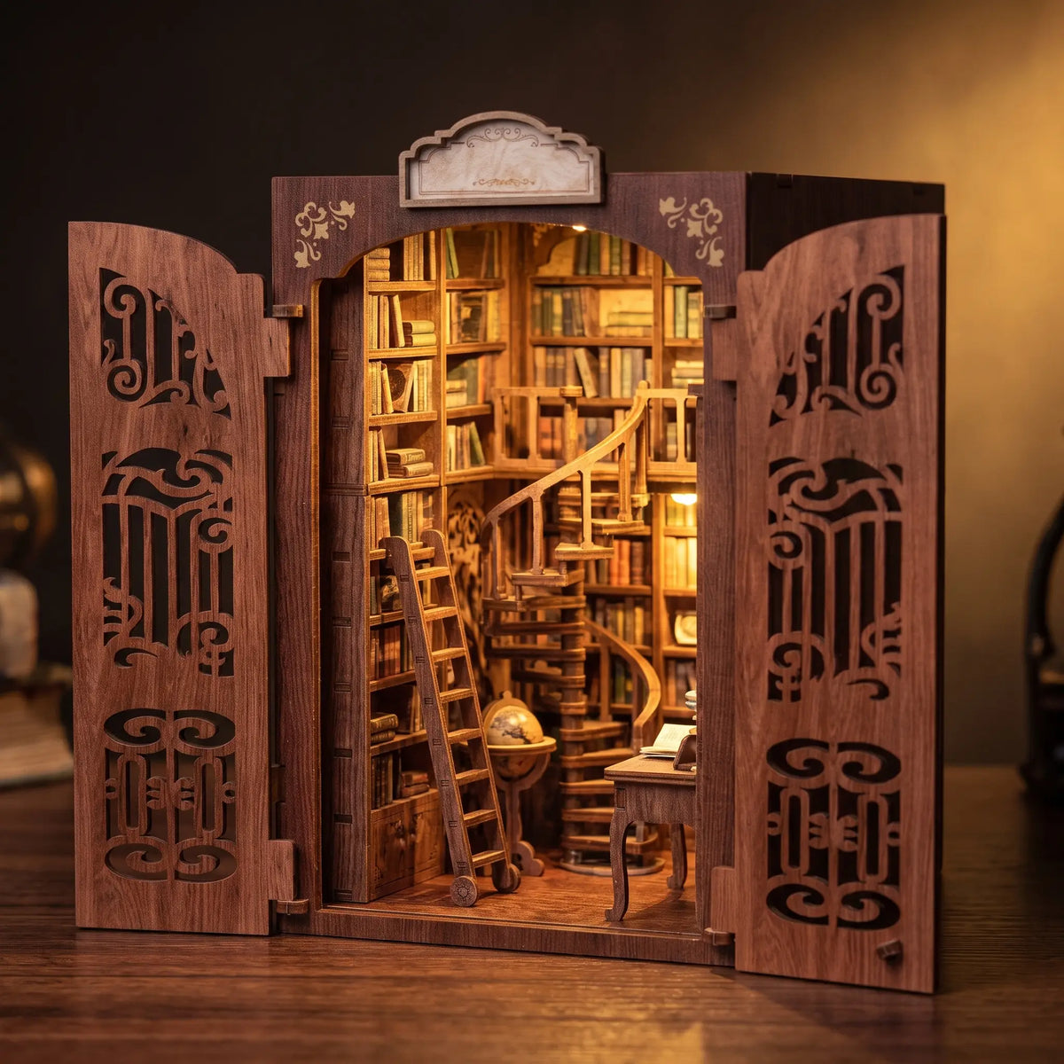 Book nook — Le Palais des Livres
