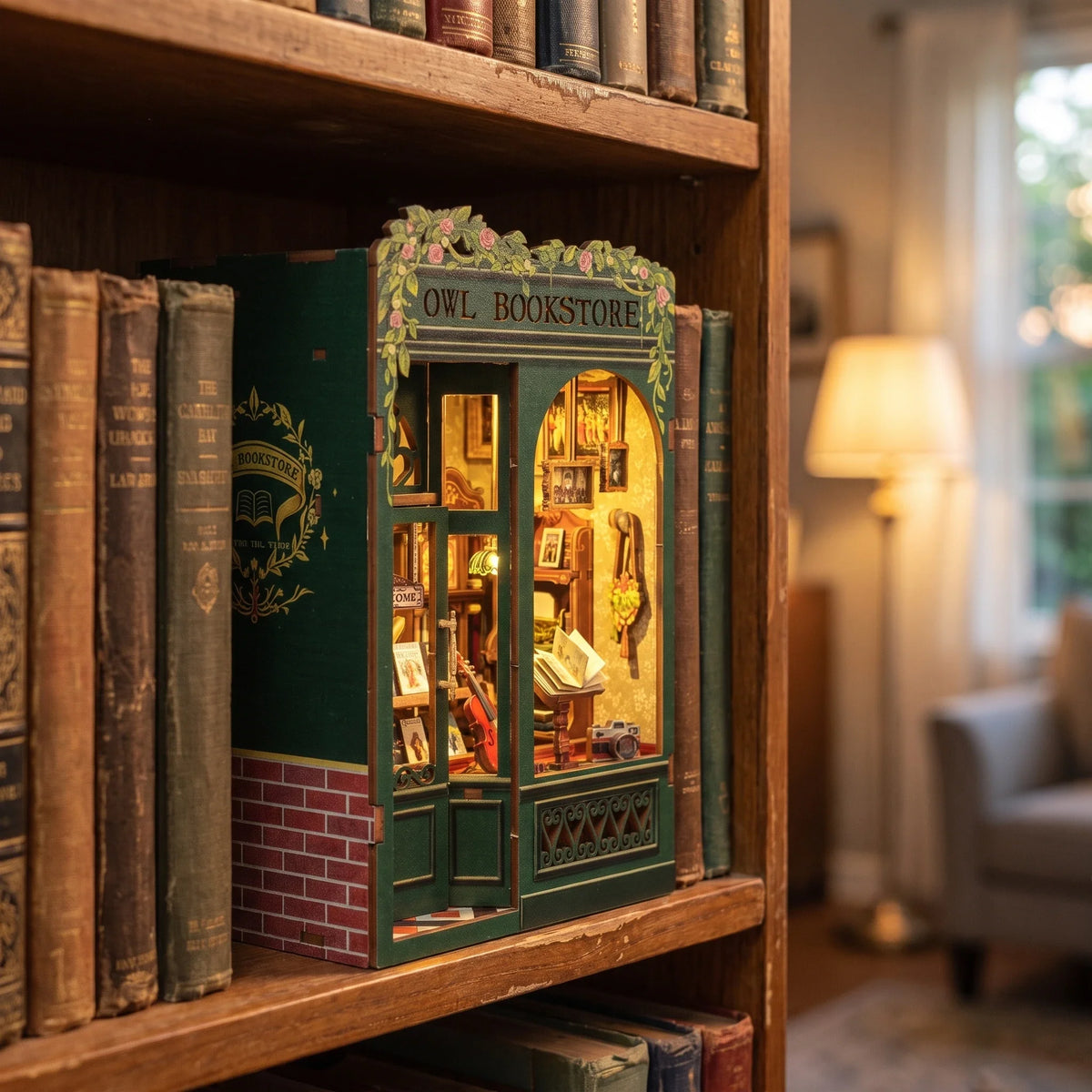 Book nook — La Librairie du Hibou