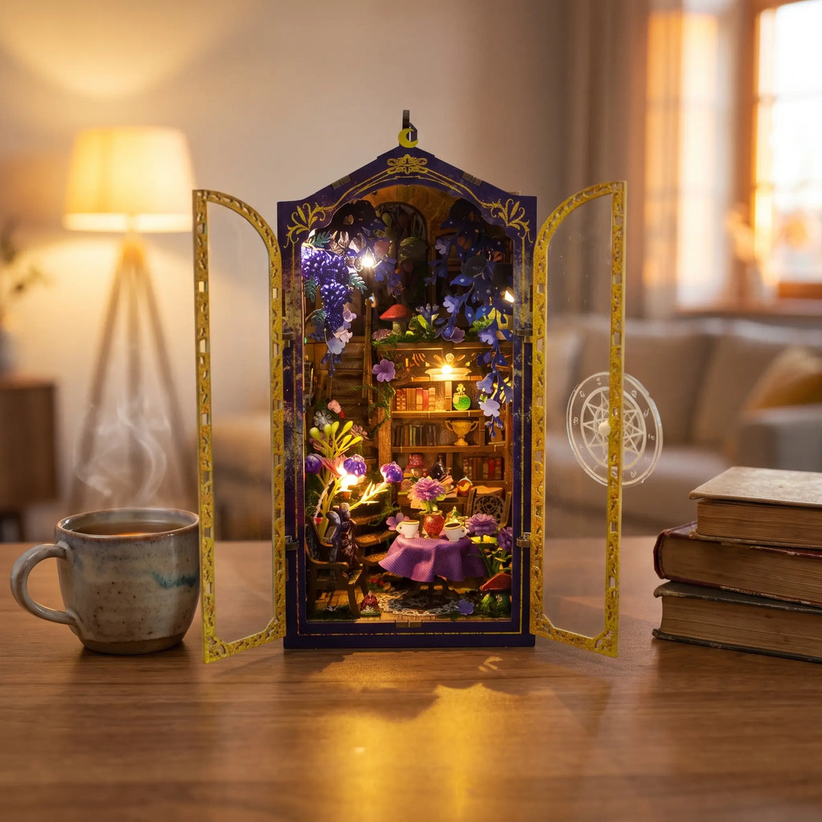 Book nook — Le Jardin de Minuit