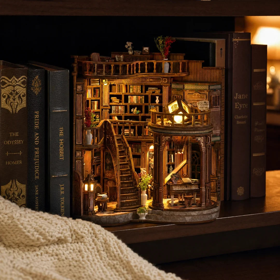 Book nook — Le Grand Hall des Livres