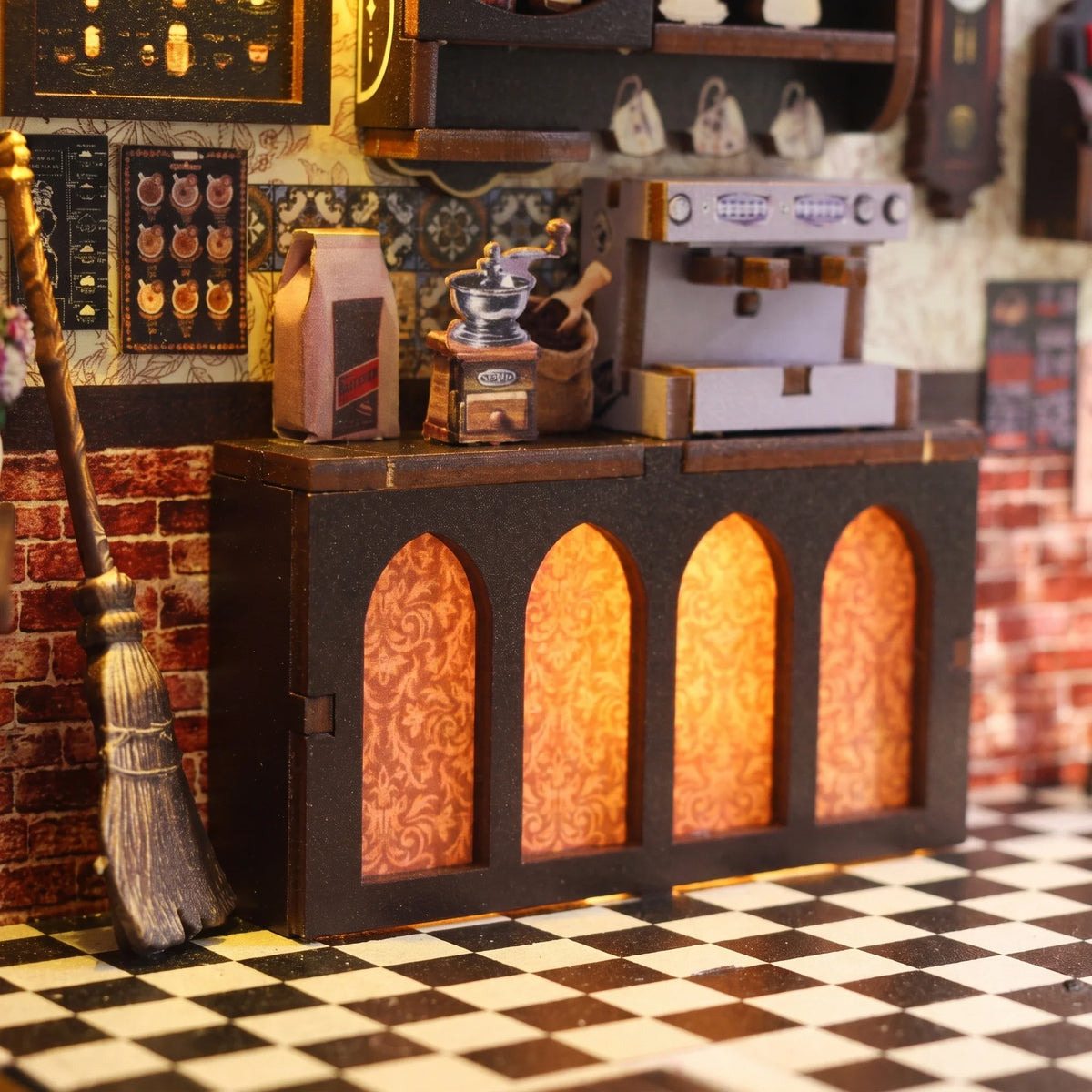 Book nook — Le Café Ensorcelé